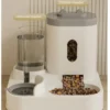 Dispensador Dúo: Comida y Agua